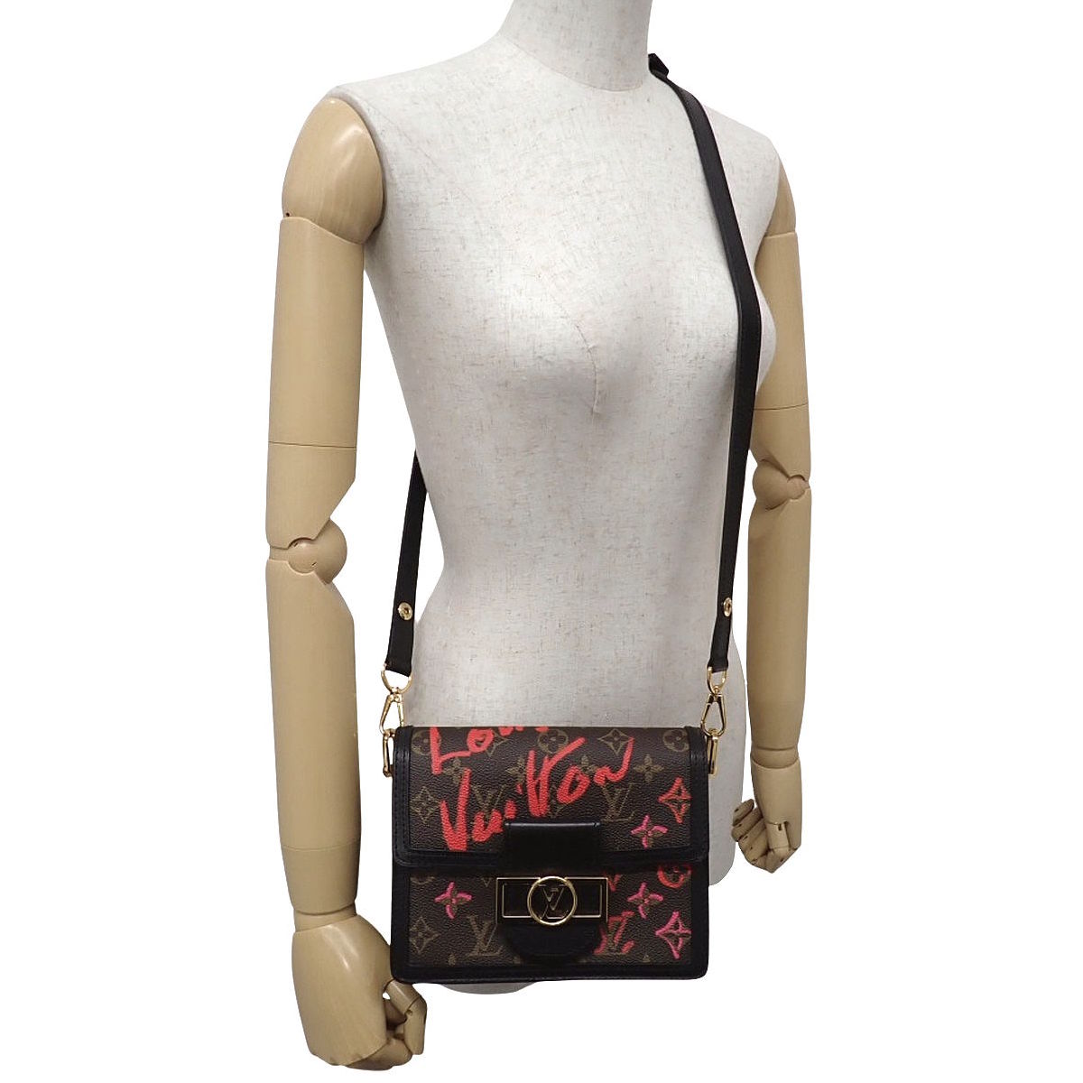 Monogram Dauphine MINI Fall in Love 棕色 黑色 红色 粉色 M45889