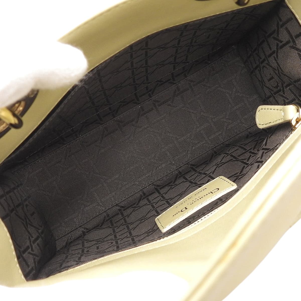 カナージュ レディディオール スモール レザー グリーン