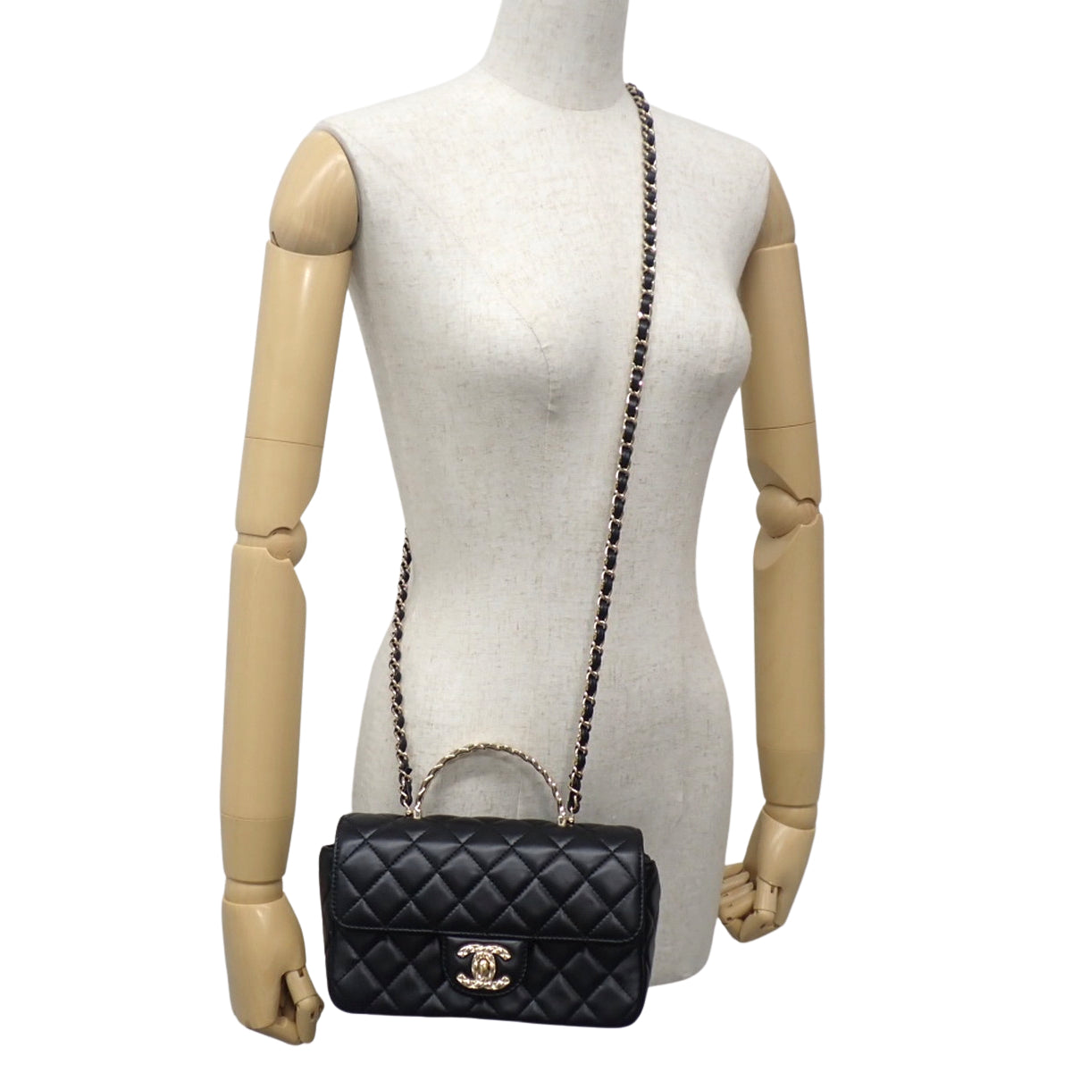 マトラッセ ココマーク チェーンショルダーバッグ ラムスキン ブラック AS4924