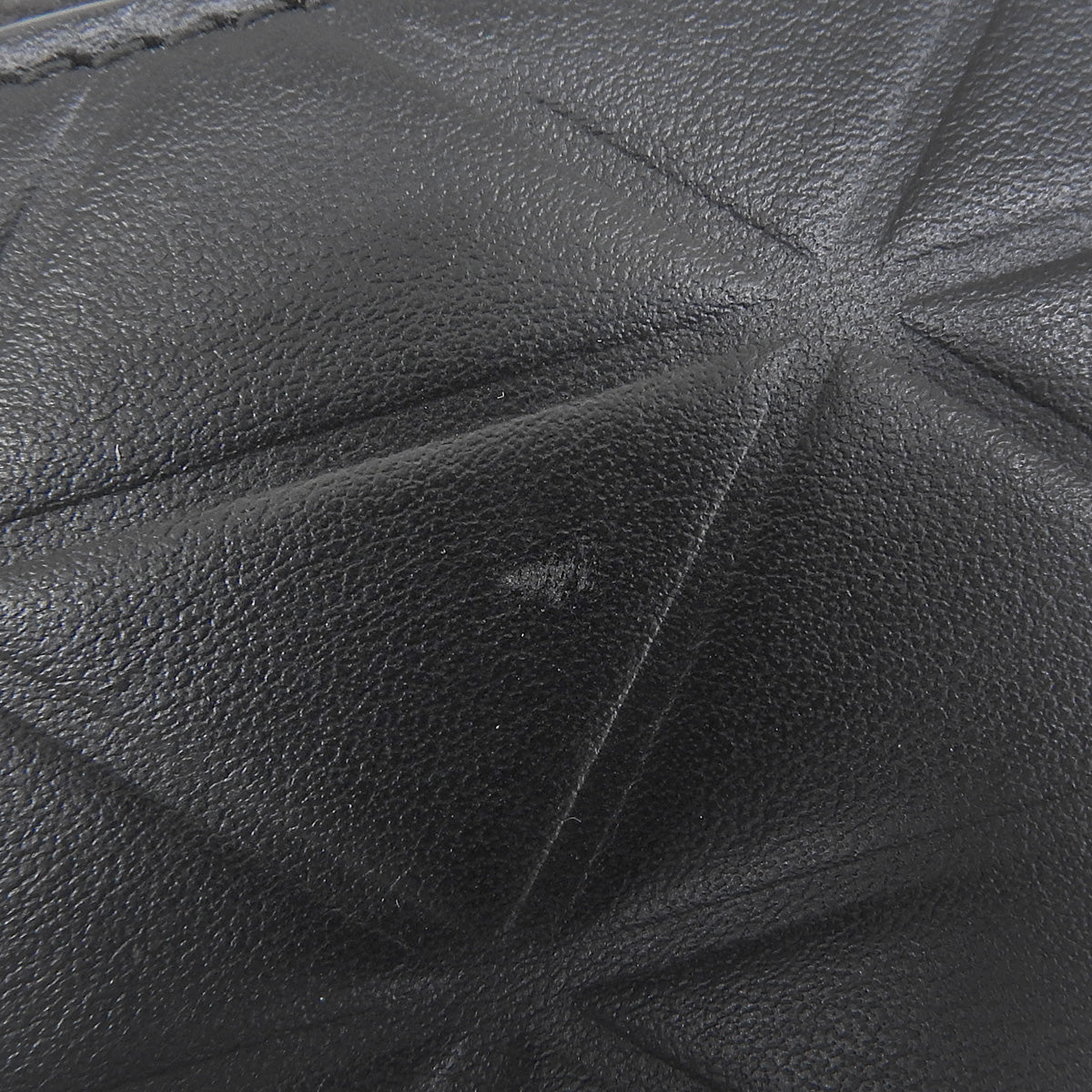 三角形标志长款钱包,皮革,黑色,1ML506