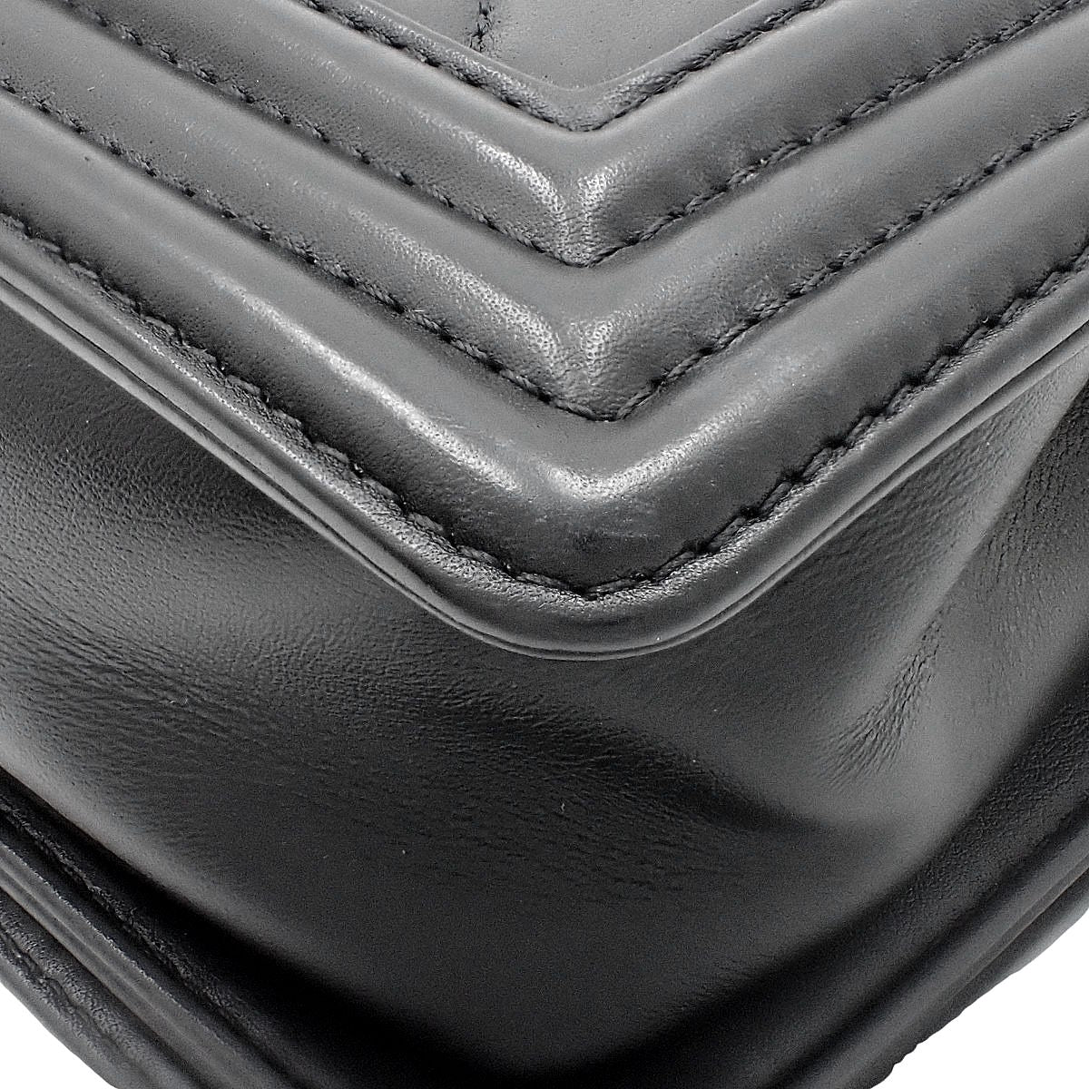 ボーイシャネル ココマーク チェーンショルダーバッグ ラムスキン ブラック