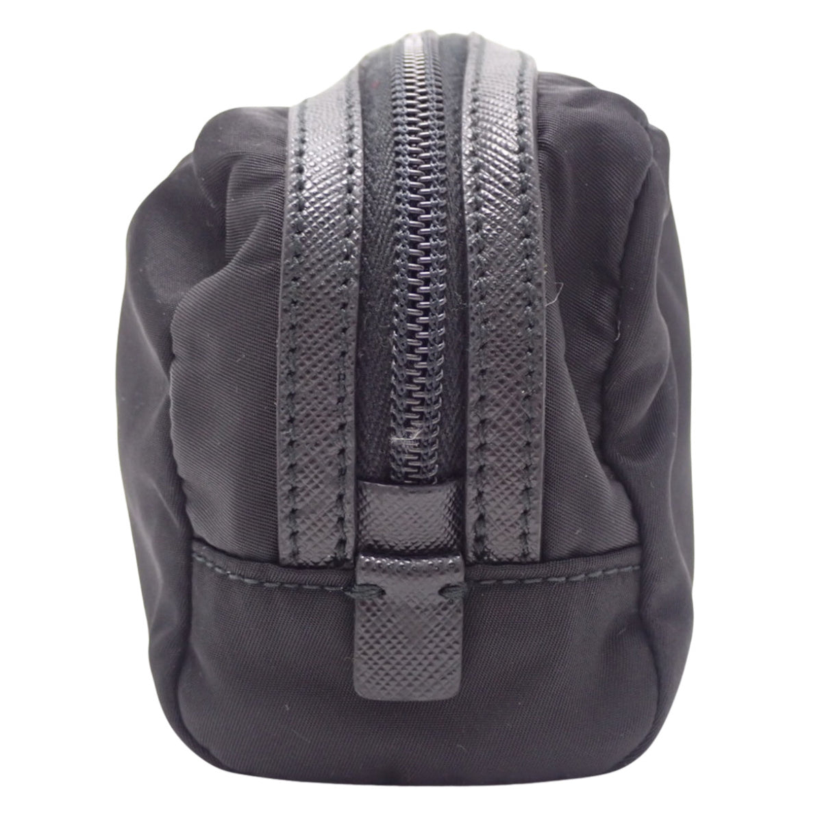 トライアングルロゴ ポーチ ナイロン NERO