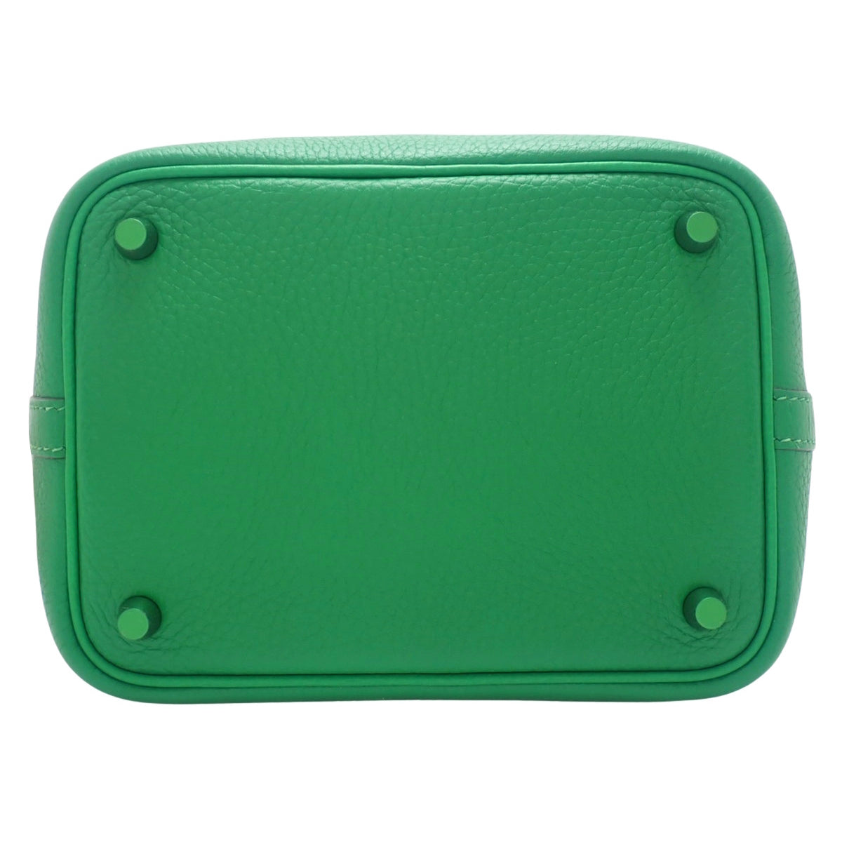 Picotin Lock PM 单色 Taurillon Clemence 竹纹皮革,配绿色五金件和 Z 字印记