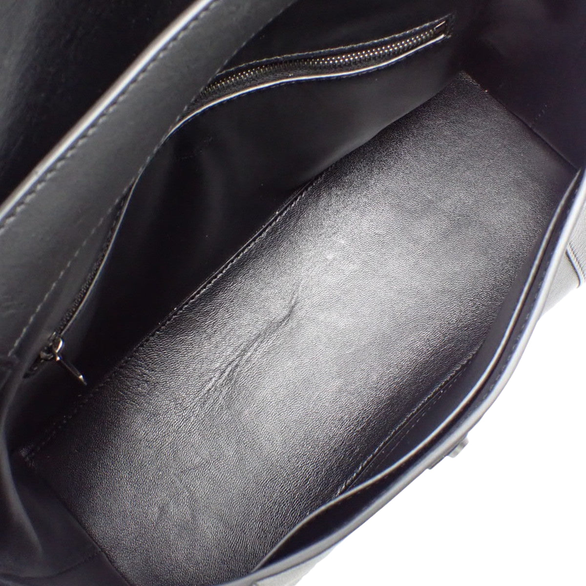 Downtown Medium Leather Black 671354