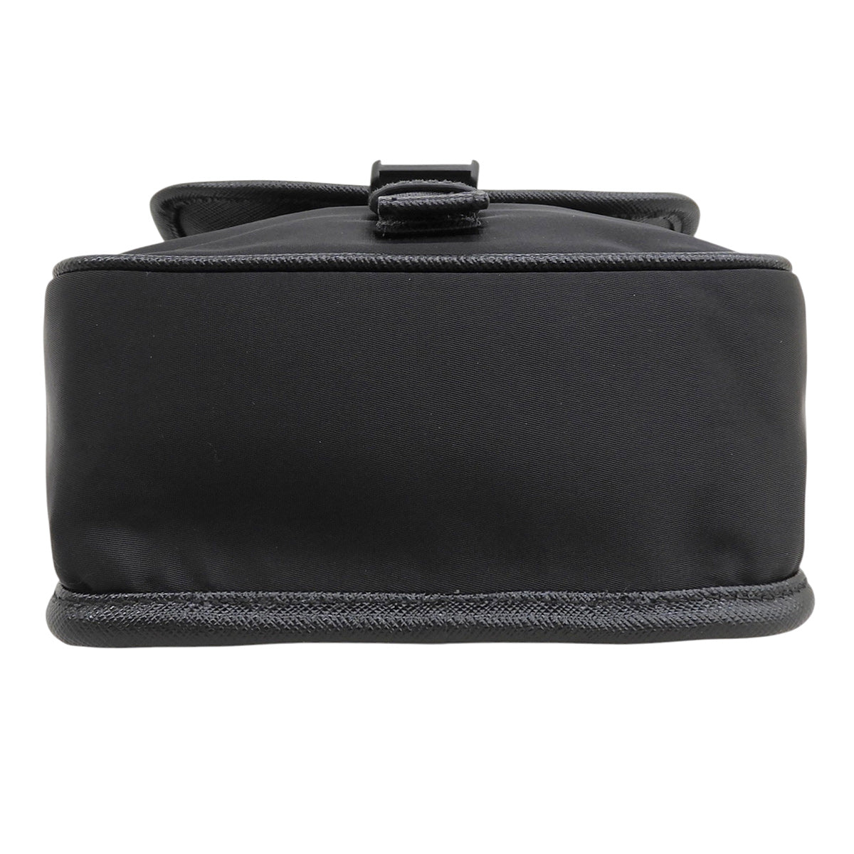 Re-Nylon ショルダーバッグ ナイロン サフィアーノレザー NERO ネロ 2VD028