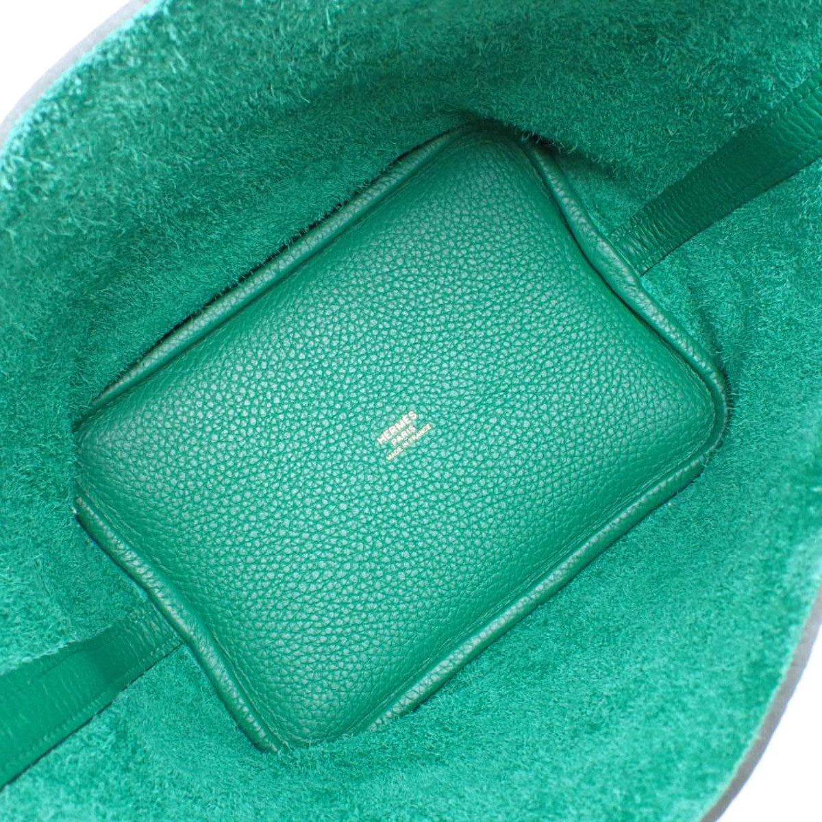 Picotin Lock PM, Taurillon Clemence, Vert Moyen, Gold Hardware, W Stamp
