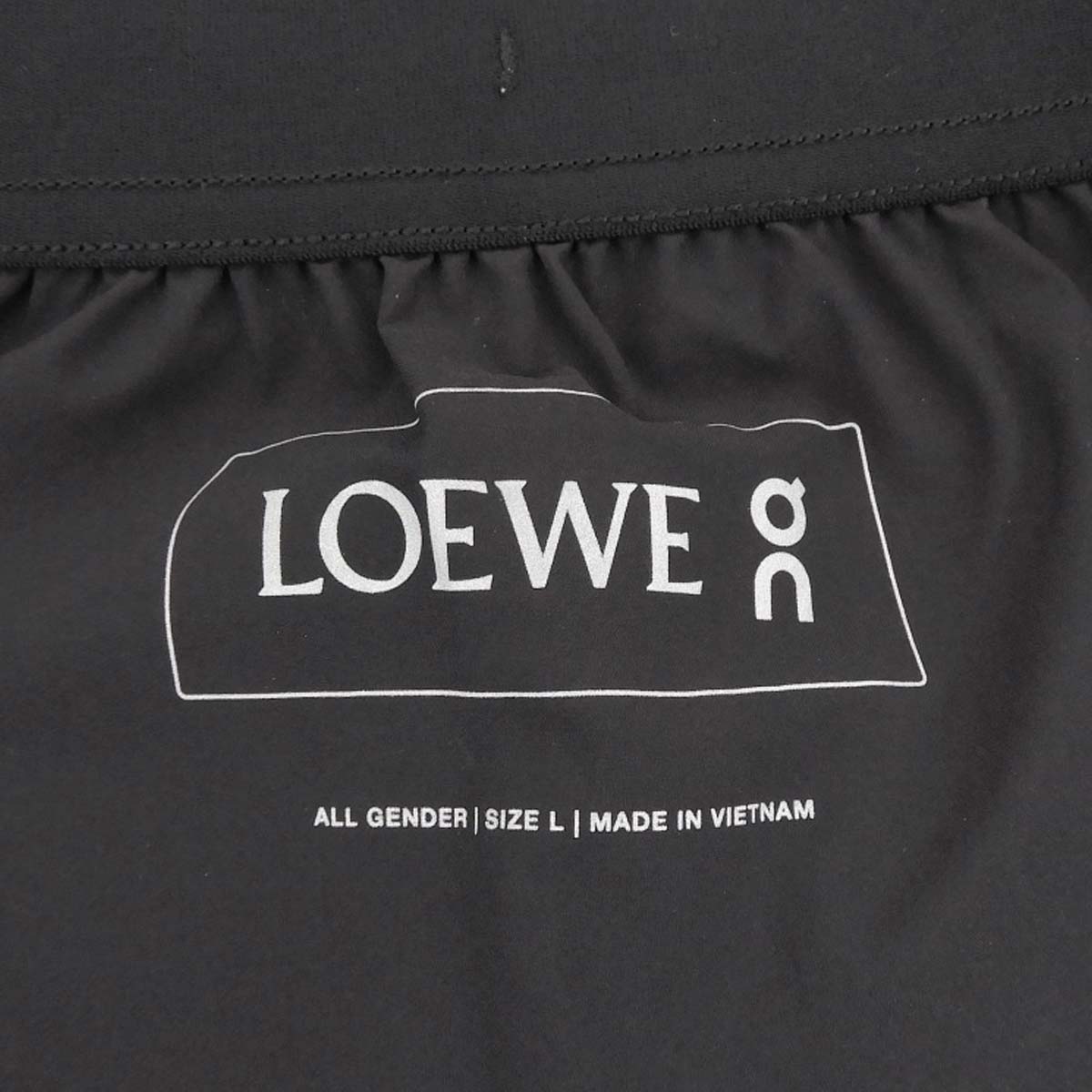 Performance Shorts L 下装 On×LOEWE 联名