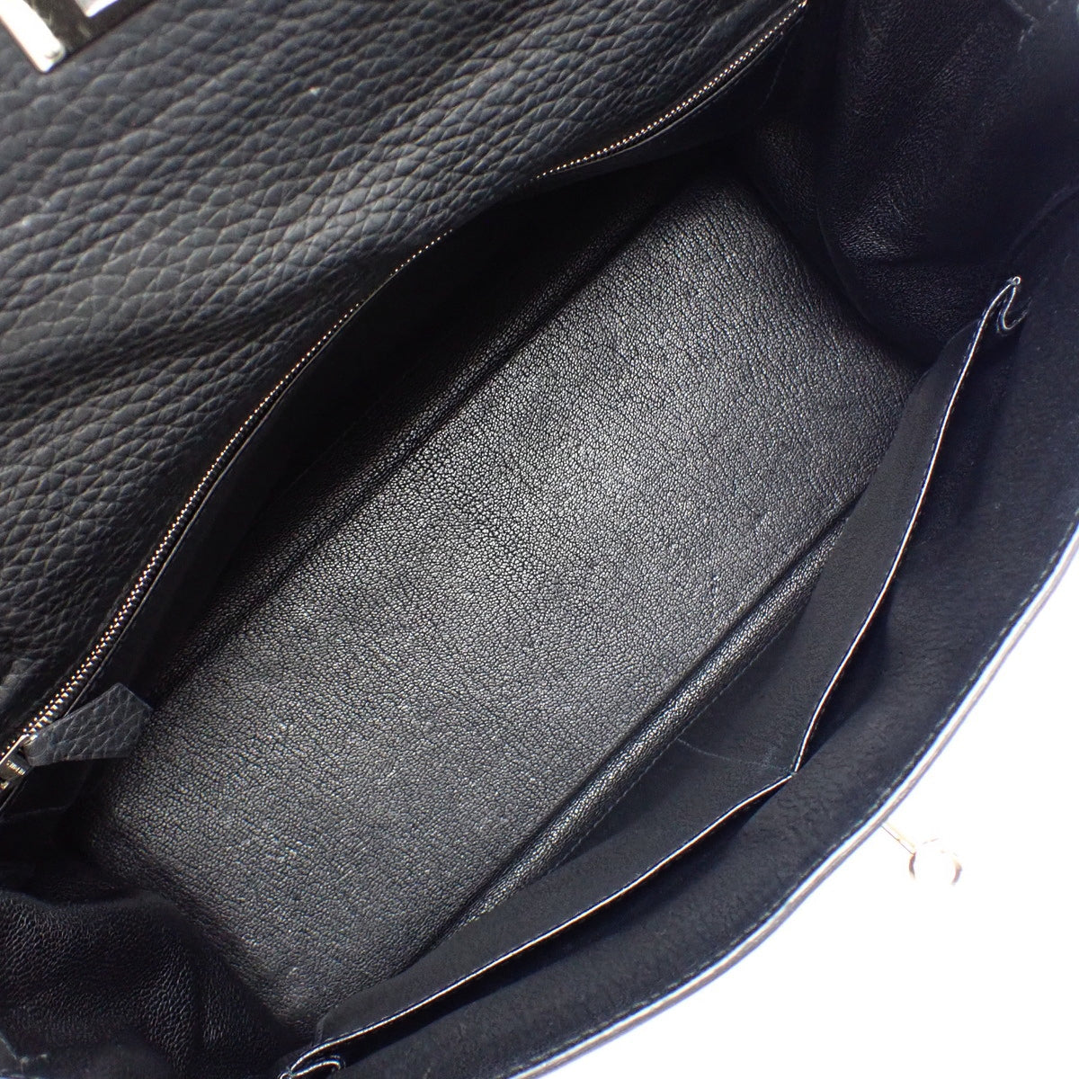 Kelly 32(内缝)Taurillon Clemence皮 钯金扣 黑色 □R刻印