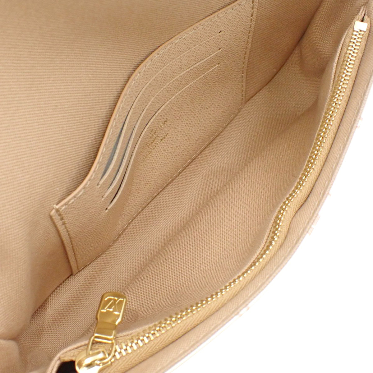 Monogram Dune Wallet on Chain Ivy Monogram Dune White Beige M83091 2-way Shoulder Bag