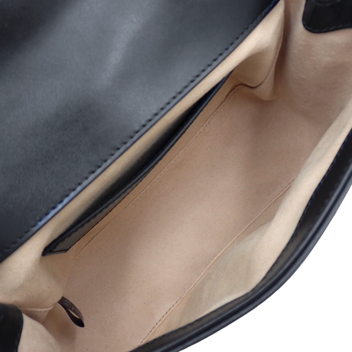 GG Marmont Mini Shoulder Bag Leather Black 739682
