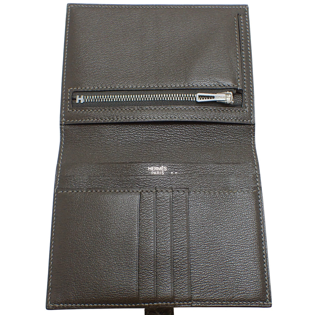 Bearn Compact Niloticus Graphite Silver Hardware □I Stamp