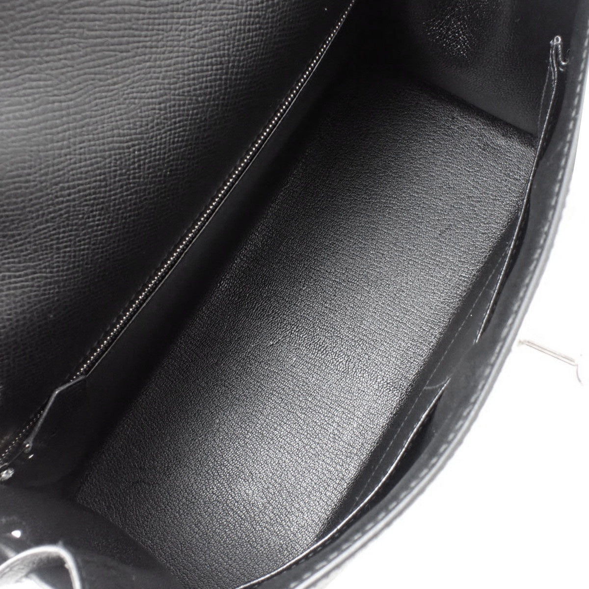 Kelly 28 (Sellier) Epsom leather Palladium hardware Black Z stamp
