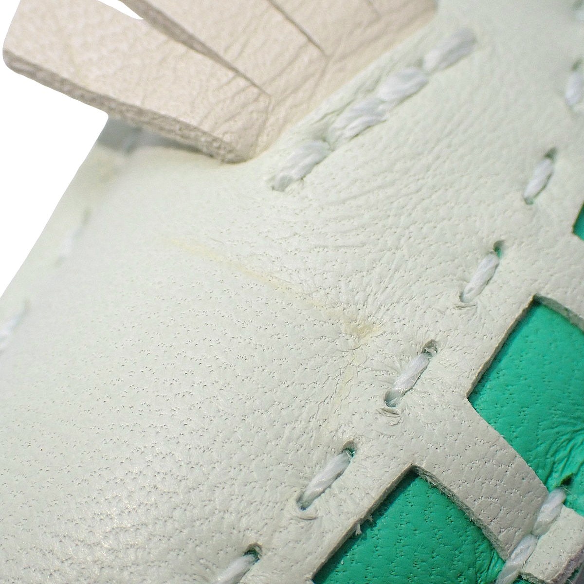 Hermes Seahorse Charm Anemone Milo Vert Fizz/Vert Comics B Stamp