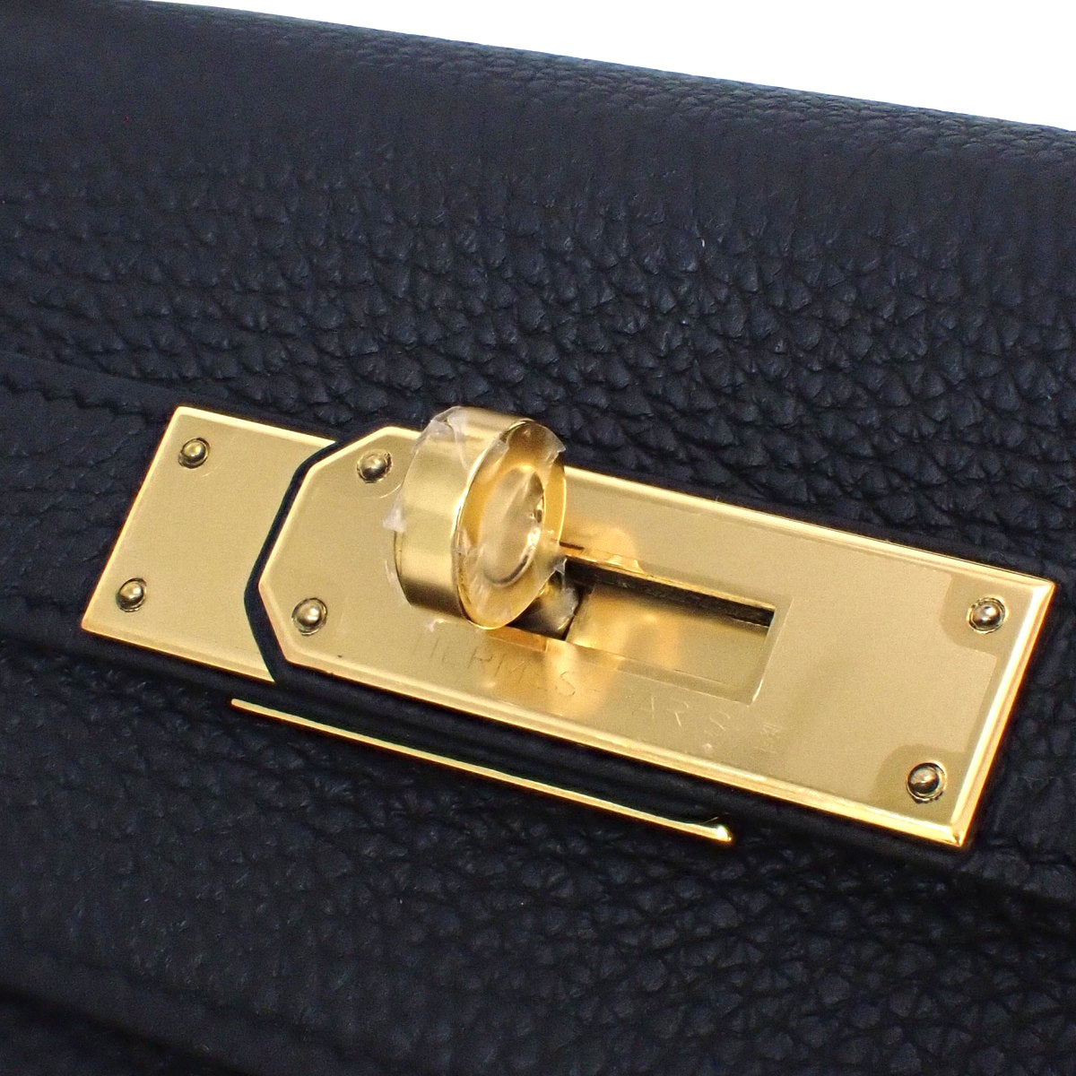 Kelly 28 (retourné) Togo Black Gold hardware Y stamp
