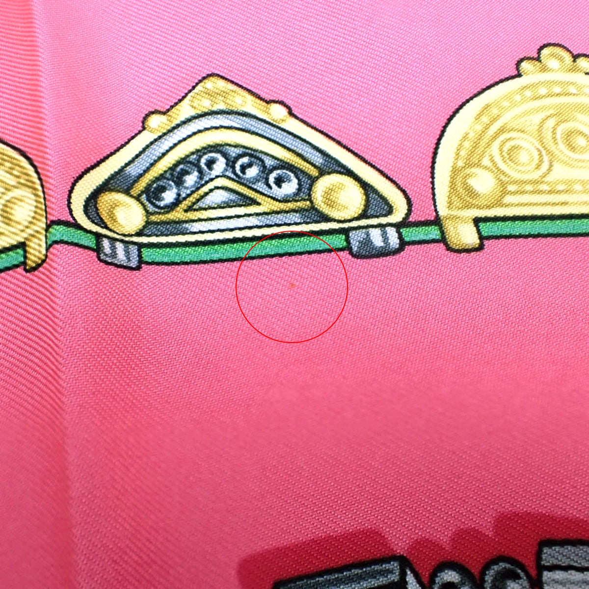 PARURES DES SABLES 砂漠のアクセサリー ピンク マルチカラー シルク