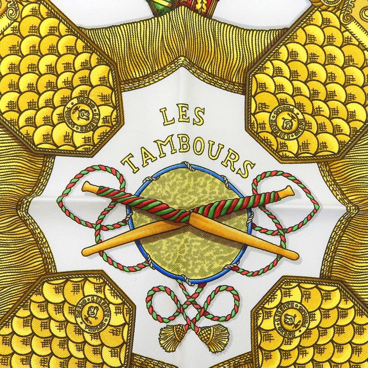 LES TAMBOURS 鼓之韵 90厘米斜纹真丝方巾