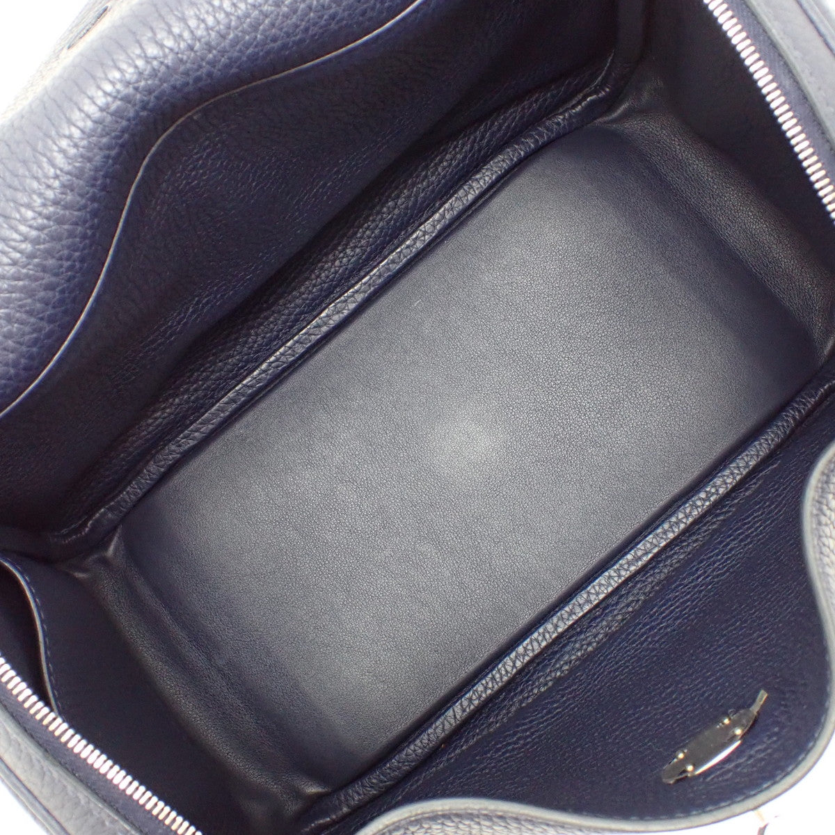 Lindy 26 Taurillon Clemence Palladium Hardware Bleu Nuit Silver Hardware A stamp
