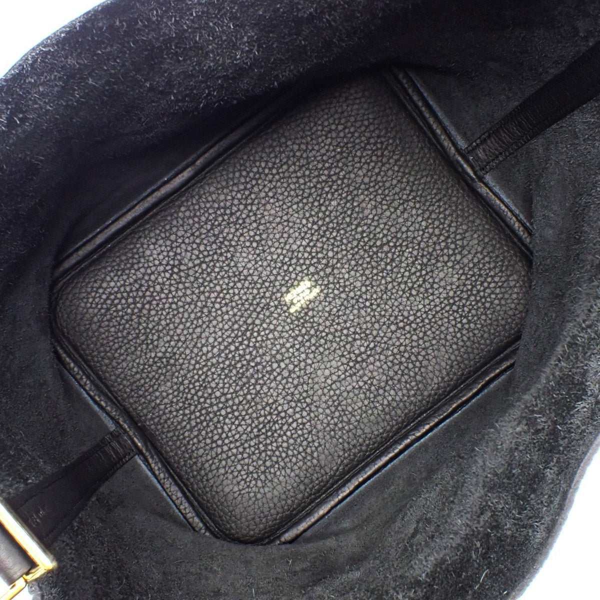 Picotain Lock MM Taurillon Clemence Black Gold Hardware K Stamp