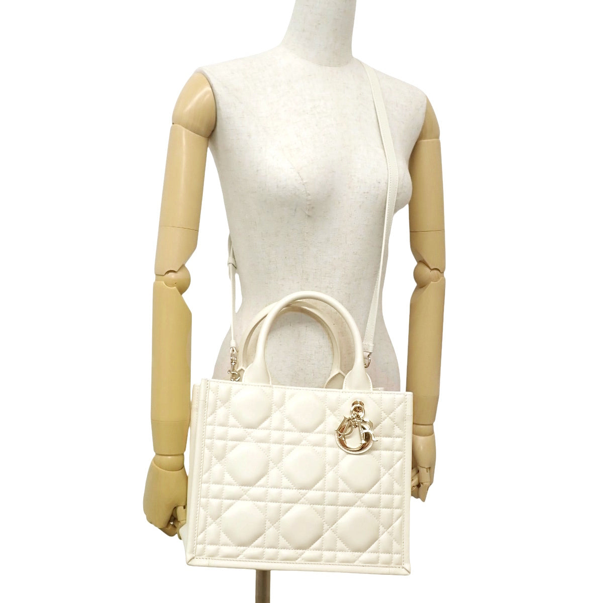 マイクロカナージュ Dior Book Tote バッグ スモール カーフスキン ホワイト M1325OWHP_M030