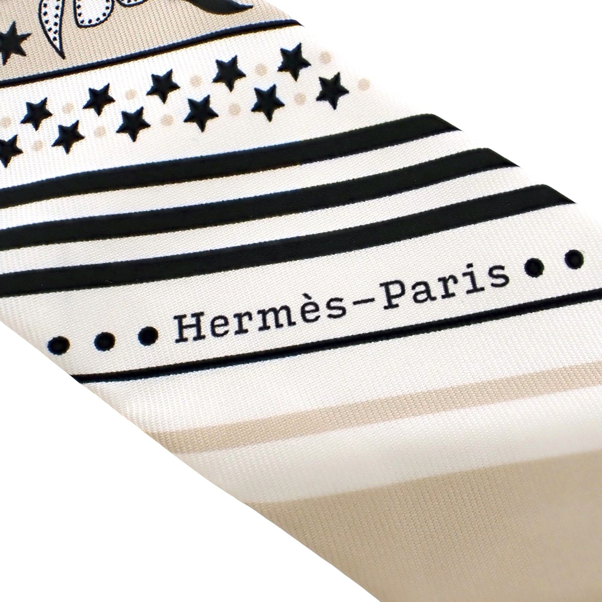 Festival des Amazones Bandana アマゾンの祭典・バンダナ ツイリー シルク グレージュ ノワール ブラン H064217S 04