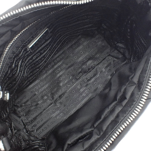 パデッドRe-Nylon トートバッグ 2way 肩掛け 斜め掛け ナイロン NERO ネロ 1BG373_RDJN_F0002_V_B9O(2024年3月現在現行品)