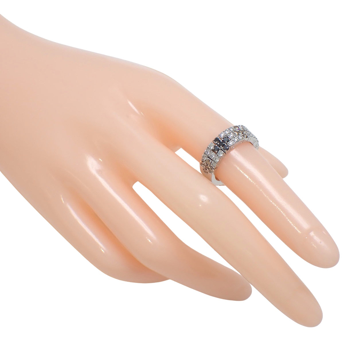 Cross motif ring with diamonds D0.30, D0.40, D0.84, white gold K18WG 8.6g