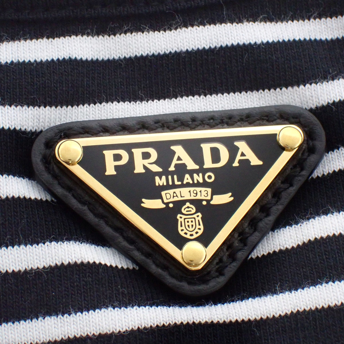 Logo Plate Border Cut and Sew 2023 38