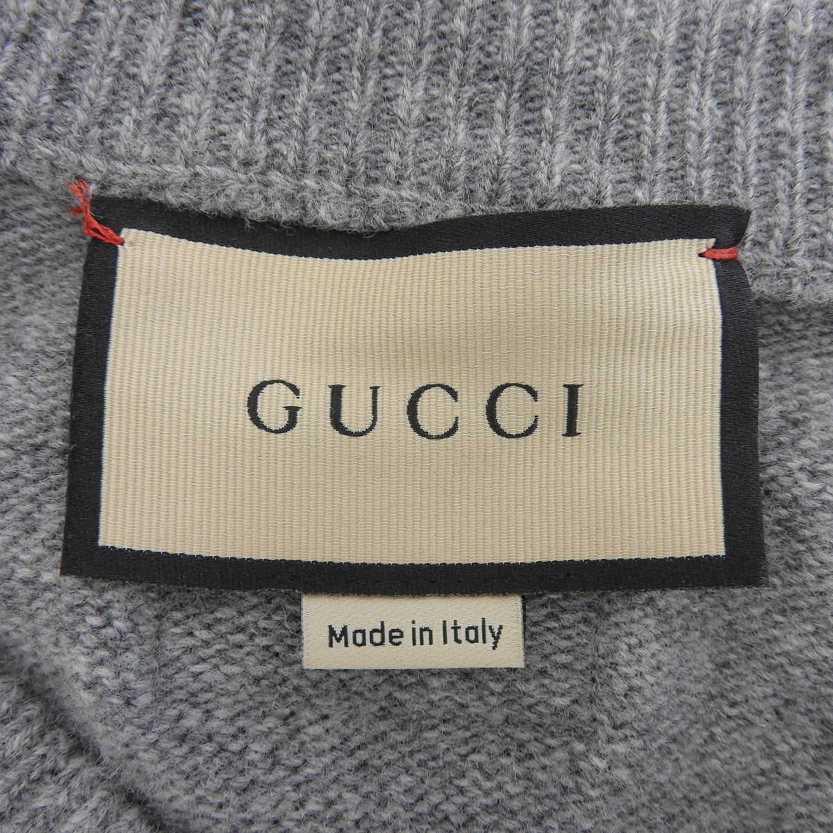 V-neck knit S