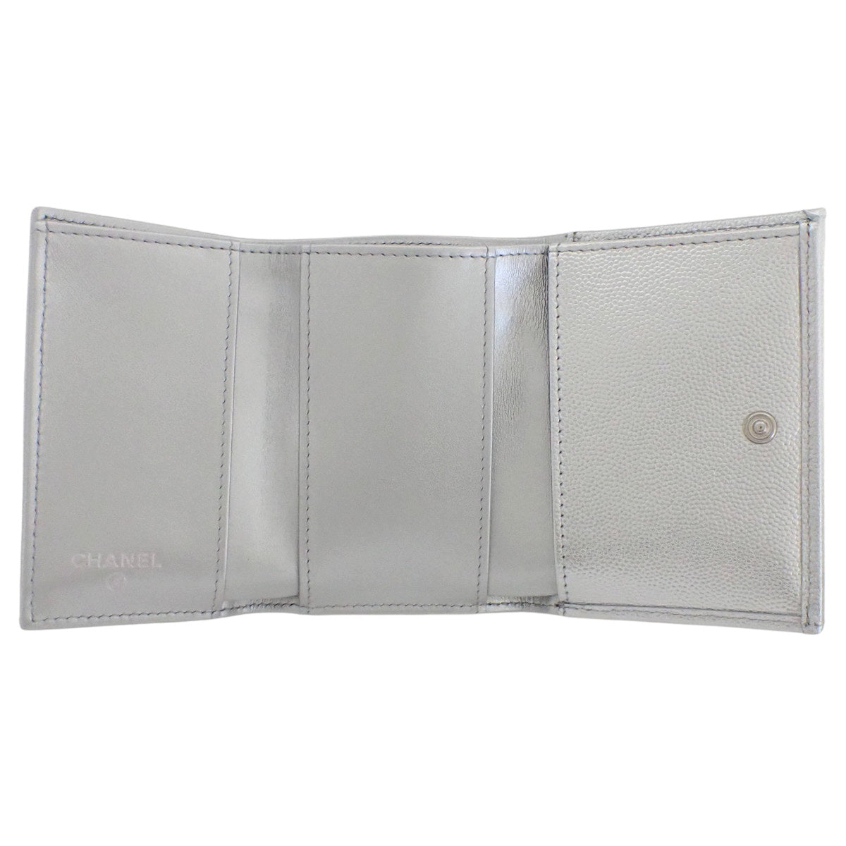 鱼子酱纹银色Coco标志三折钱包