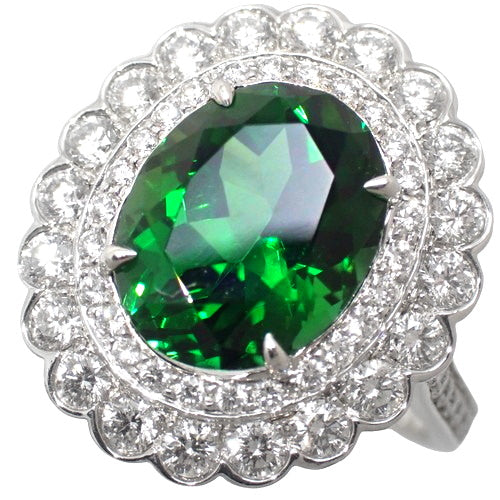Green Tourmaline and Diamond Ring in Pt950 Platinum