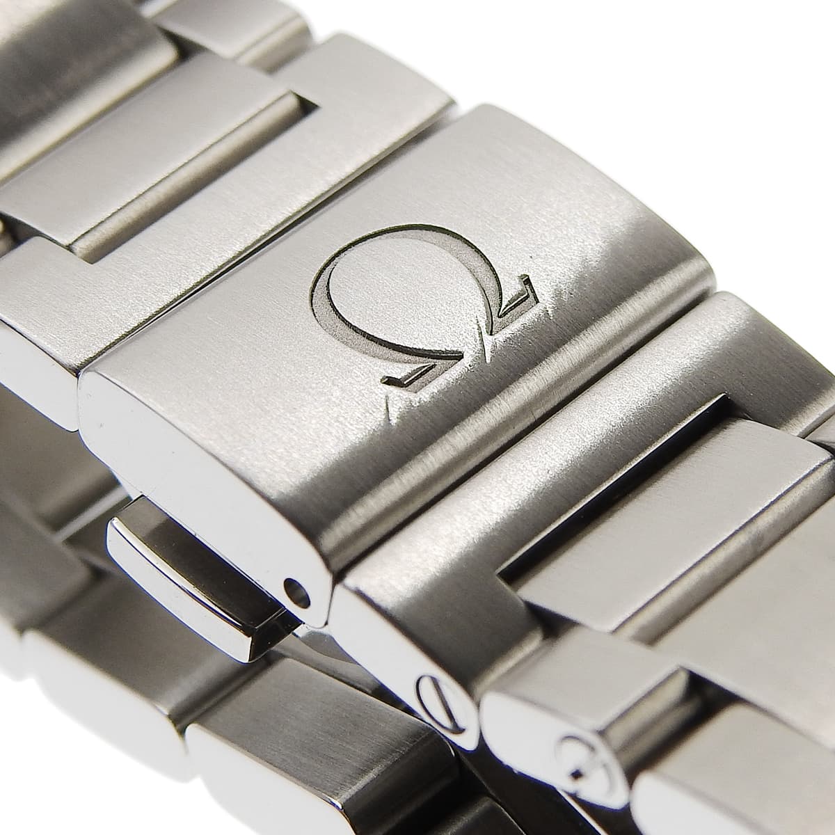 231.10.39.60.02.001 Seamaster Aqua Terra 150M SS Quartz Silver