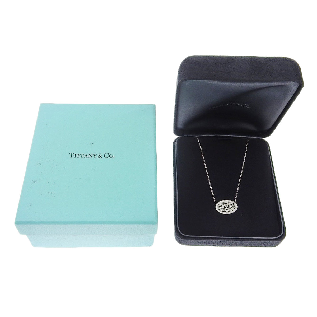 Cobblestone necklace with diamonds in platinum Pt950