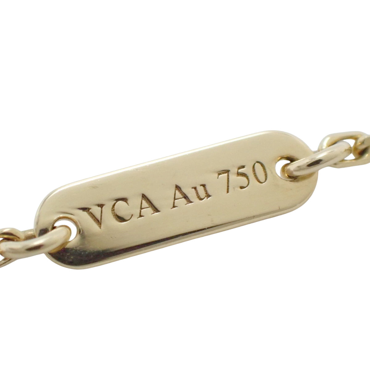 Vintage Alhambra pendant in mother-of-pearl and 18k yellow gold.