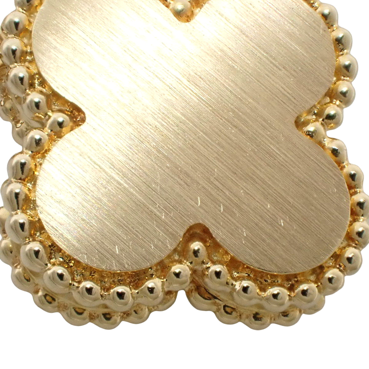 Vintage Alhambra Pendant with Malachite and Diamonds in 18K Yellow Gold (2013 Holiday Edition)
