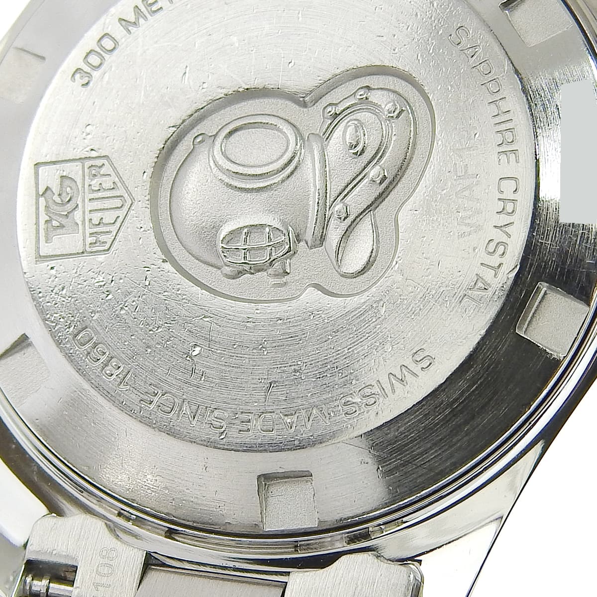 アクアレーサー WAF1414 SS シェル文字盤 ホワイト クオーツ レディース