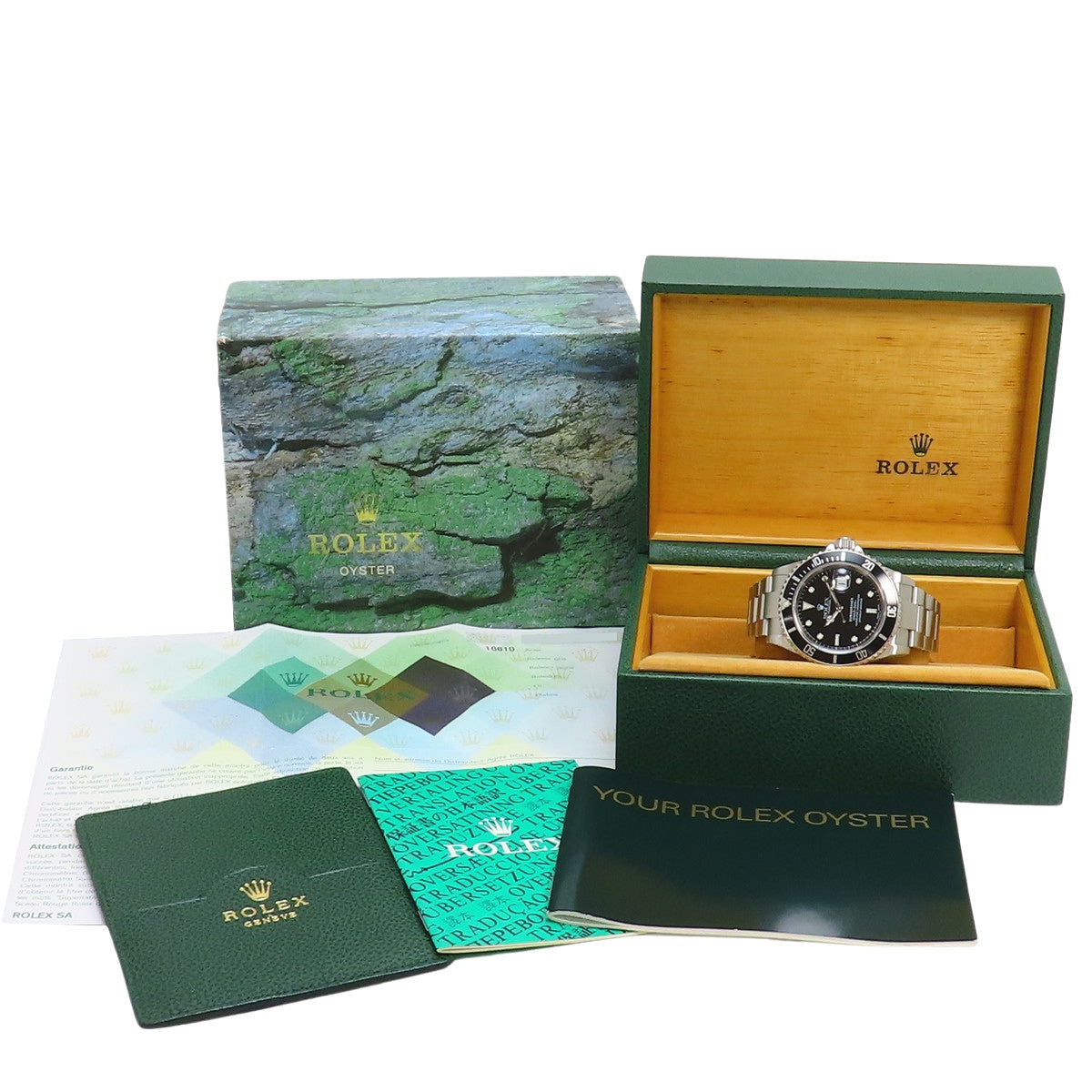 16610 型号潜航者型腕表,精钢材质,Y字头编号,自动上链,黑色表盘。