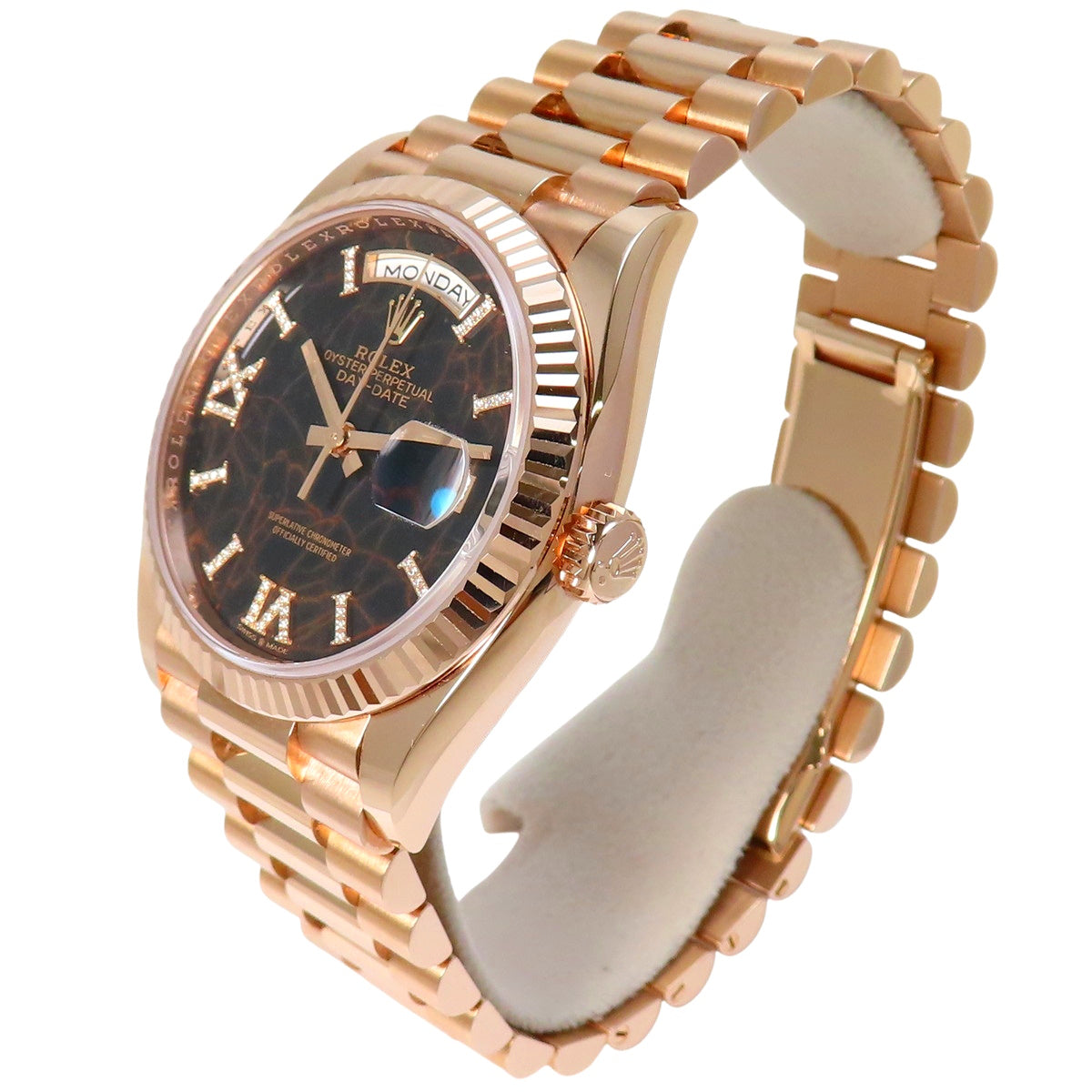 128235 日期显示型腕表 PG 随机编号 自动上链 深棕色 艾森基塞尔 指针带钻