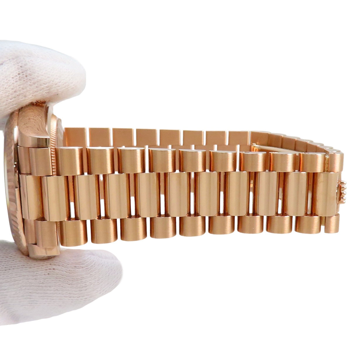 128235 日期显示型腕表 PG 随机编号 自动上链 深棕色 艾森基塞尔 指针带钻