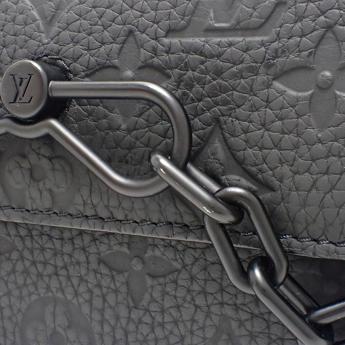 Monogram Trilogy Steamer Wearable Wallet, Trilogy Leather, Black, M81746