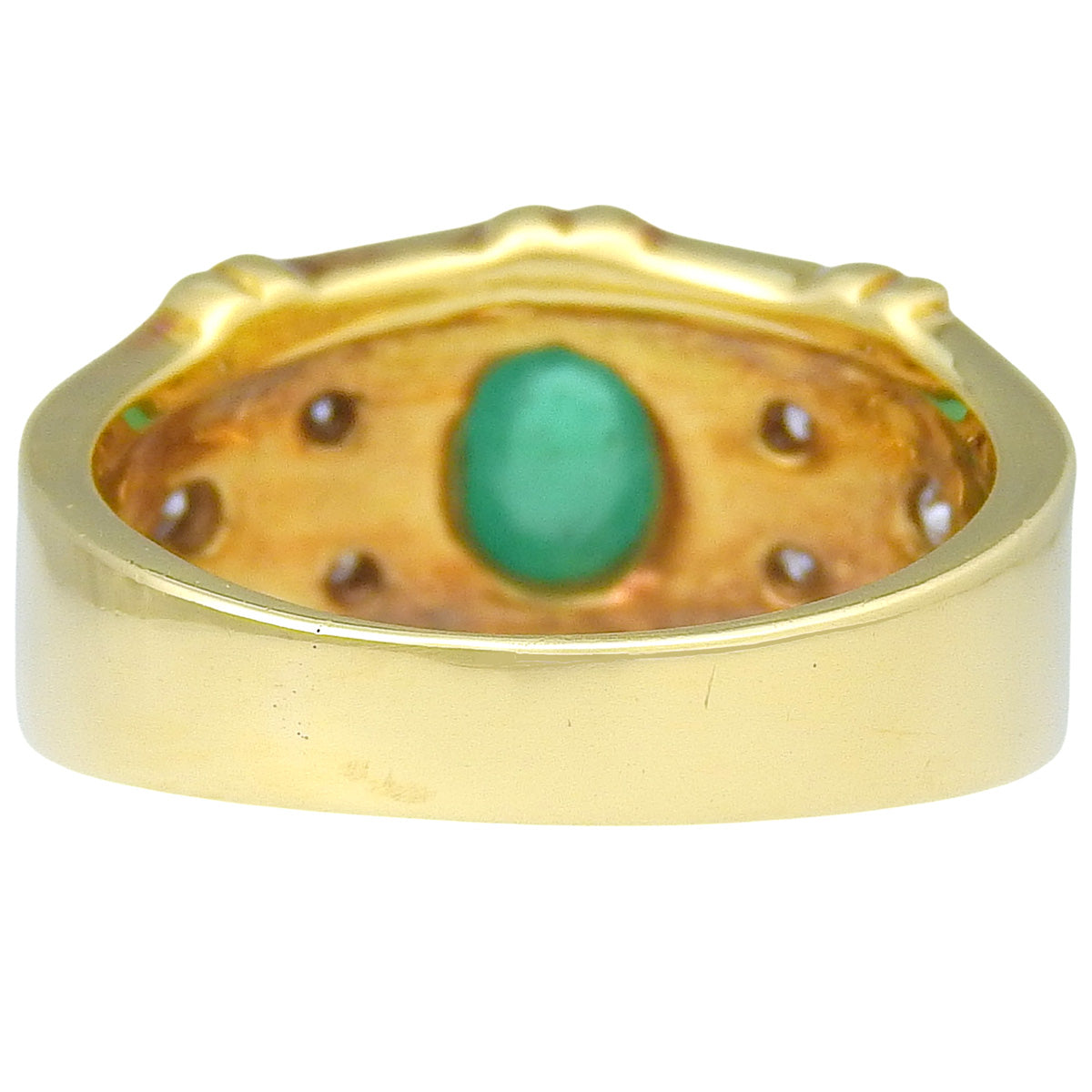 Emerald and diamond ring, E0.37/D0.10, 18K yellow gold, 6.1g