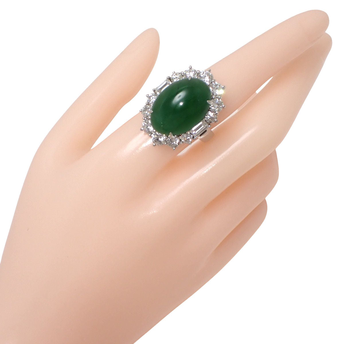 Jadeite and Diamond Ring, H13.350/D3.66, Platinum Pt900