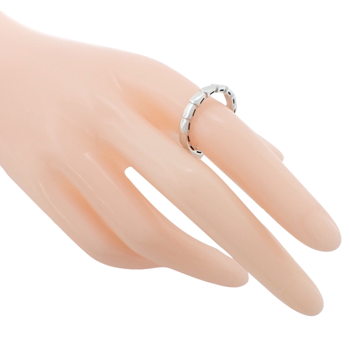 Serpenti Viper戒指,18K白金,5.0克