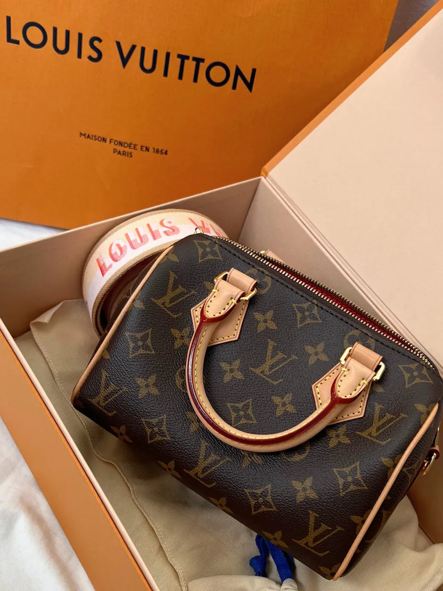 送料込＊VUITTON ショップ袋　保存袋　空箱まとめ売り　ブルガリ　DIOR 送料込＊VUITTON ショップ袋 保存袋 空箱まとめ売り ブルガリ DIOR