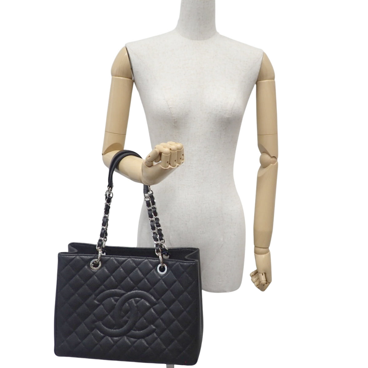 Matelasse Coco Mark GST Tote Caviar Skin Black (马特拉塞 可可标志 GST 托特包 鱼子酱皮 黑色)