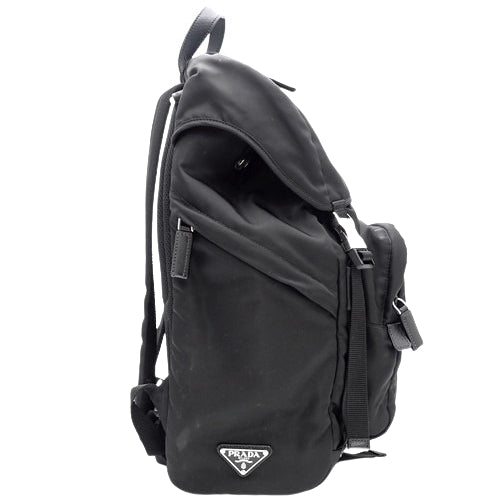 Re-Nylon xサフィアーノレザー バックパック ナイロン サフィアーノレザー NERO ネロ 2VZ135_2DMG_F0002_V_HOL(2024年2月現在現行品) デイリー 三角ロゴ