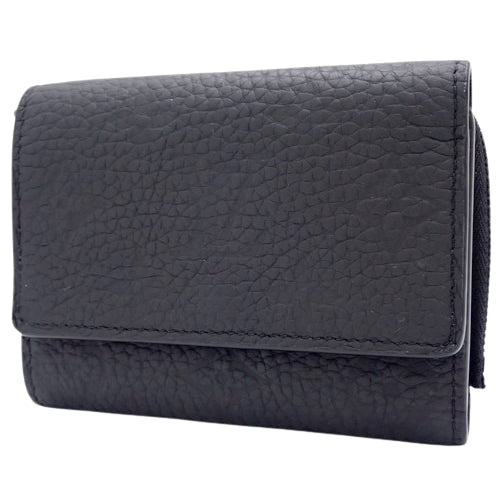 Portefeuille Pilot Tri-fold Monogram Taurillon Leather M82556 (current product as of December 2024)
