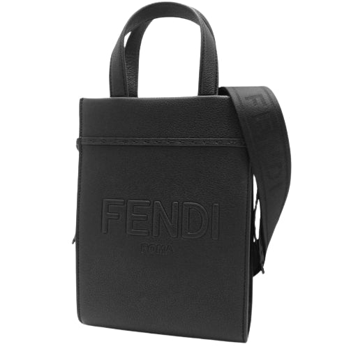 Go To Shopper Small, Full-Grain Leather, Black, 7VA584AMACF0GXN (currently available as of December 2023), 2-way shoulder bag/handbag.