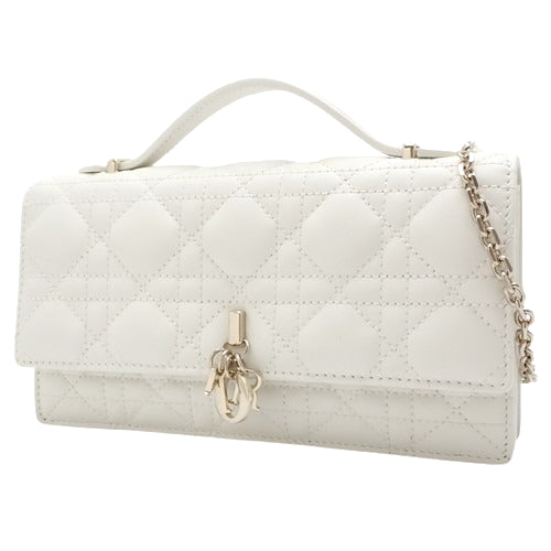 カナージュ ミスディオール Miss Dior ミニバッグ チェーンショルダーバッグ 斜め掛け クラッチ ラムスキン S0980ONMJ_M030(2024年3月現在現行品)