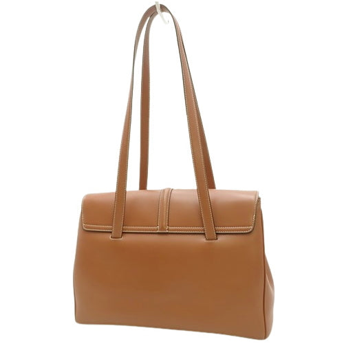 Medium Soft 16 Sèze bag, smooth calfskin, tan, 195543CR4.04LU (currently available as of July 2024), shoulder bag/tote bag.
