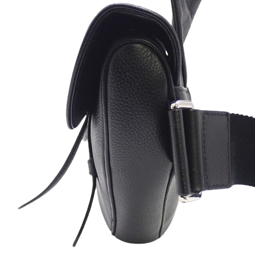 Saddle サドルバッグ 肩掛け 斜め掛け クロスボディ グレインドカーフスキン 1ADPO093YMJ_H00N(2024年8月現在現行品)